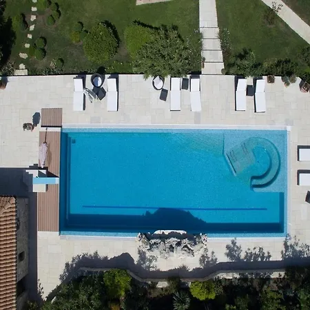 Family Friendly With A Swimming Pool - 20819 * Murter