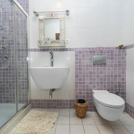 Family Friendly With A Swimming Pool - 20819 * Murter